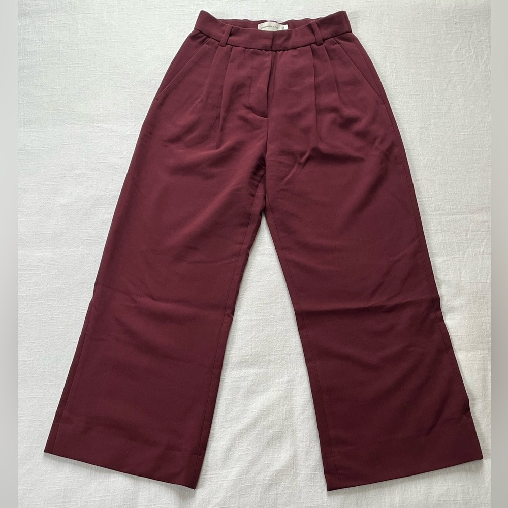 CROP / XTRA-SHORT HEMMED PETITE! A&F Sloane tailored wide leg pant